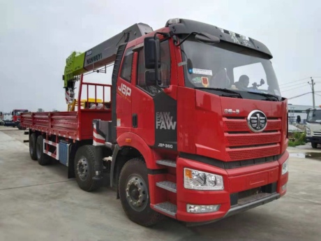 國六解放J6P前四后八隨車吊上裝武夷16噸5節(jié)臂吊機(jī)